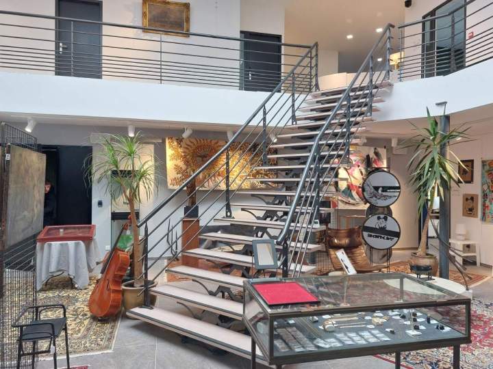 Conception et installation d'escaliers sur mesure, alliant le design et la fonctionnalité